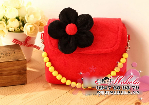 T06 Túi đỏ đính hoa 2 ngăn cho bé, có cả dây xách và dây đeo chéo
