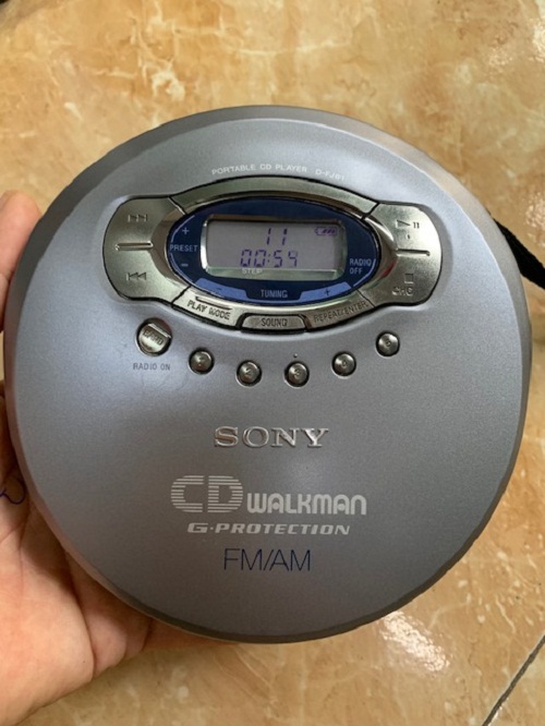 Máy nghe đĩa CD mini cầm tay, CD WALKMAN, máy cd học ngoại ngữ