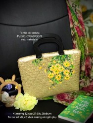 Túi cói chữ nhật quai gỗ vẽ hoa Cúc vàng