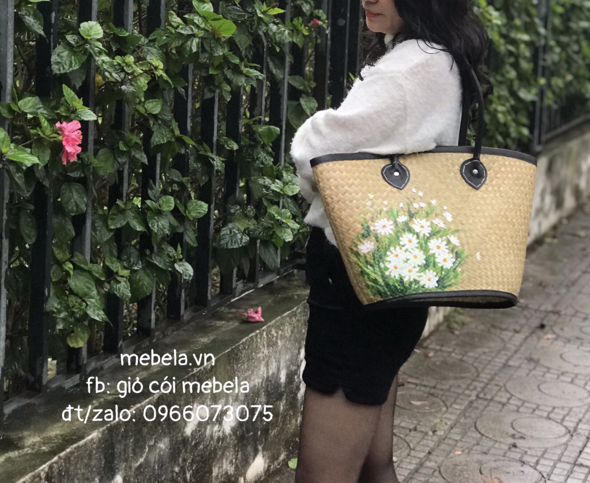 Giỏ cói viền simili vẽ cúc họa mi