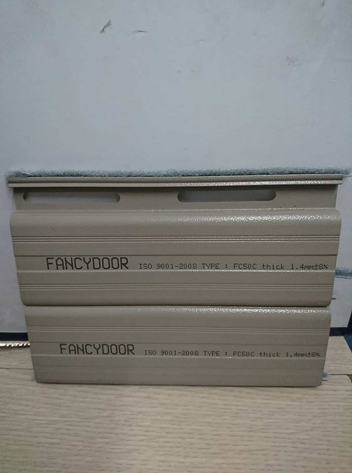 Cửa cuốn khe thoáng Fancydoor FC50B